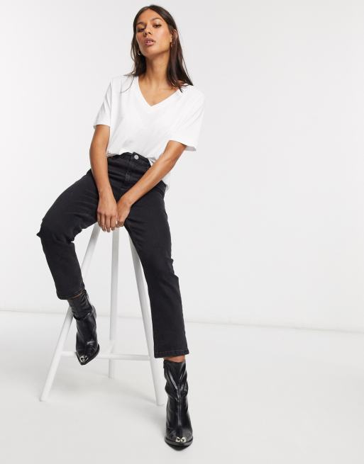 Selected cotton v-neck t-shirt with short sleeves in white, 4 of 4