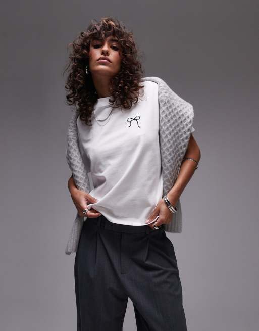 Selected Femme – Biały T-shirt o krótkim fasonie z nadrukiem kokardki