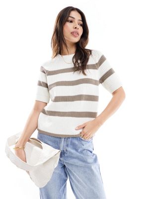 Selected Femme Bloomie short sleeve knit jumper in cream stripe