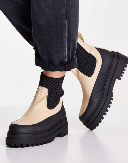 Selected Femme Bottines semelle chunky Cr me et noir ASOS