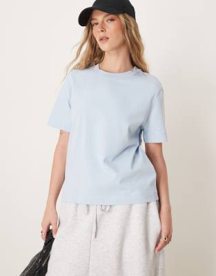 Femme boxy T-shirt in light blue