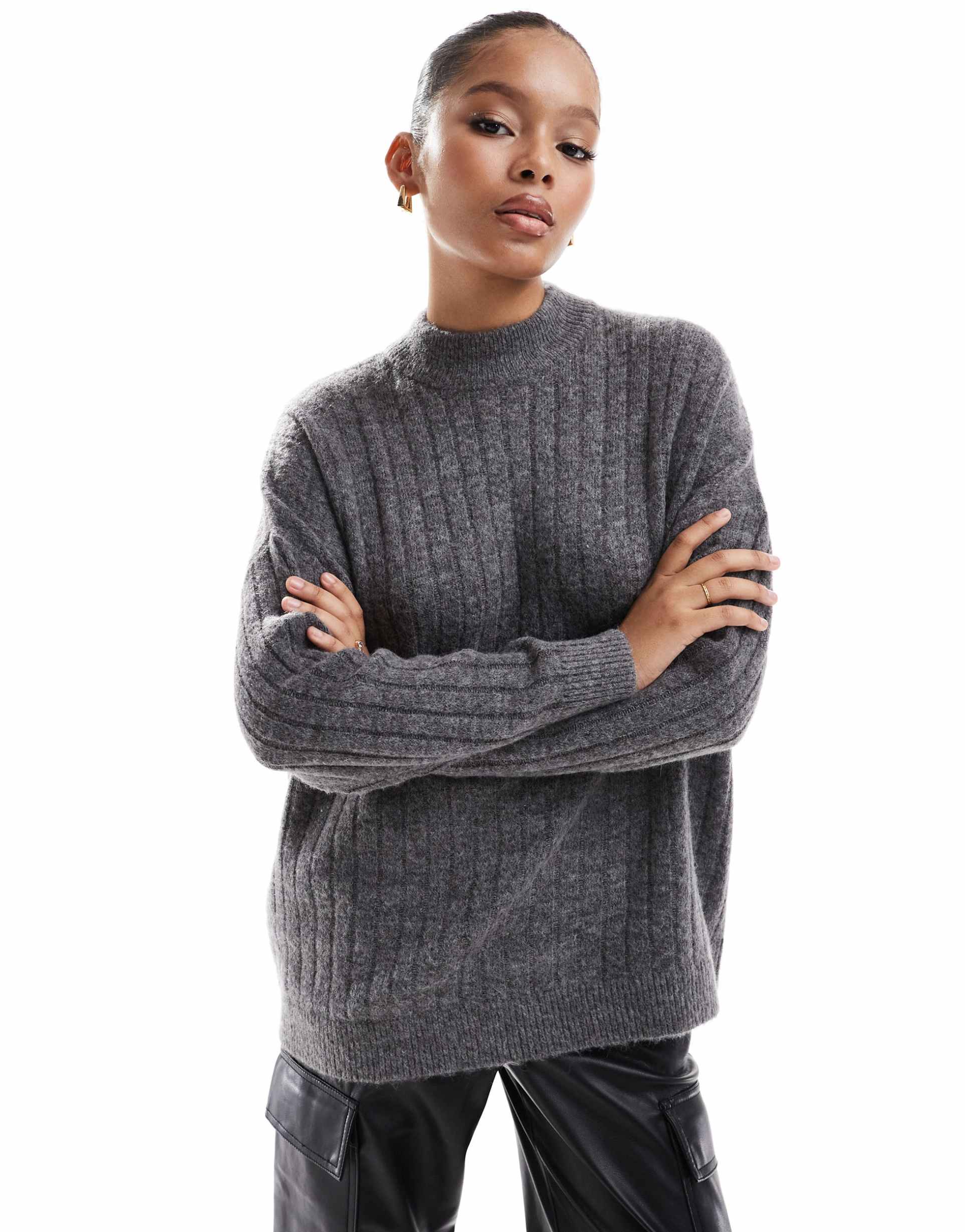 selected femme crew neck merino wool blend sweater in textured gray