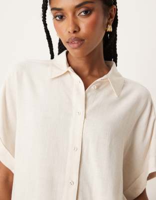 Selected Femme Cropped Linen Mix Shirt