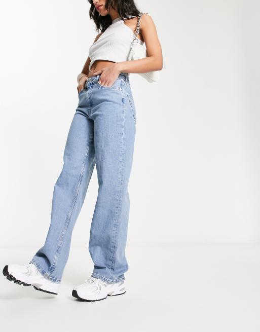 Jean femme bleu clair sale délavé