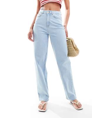 Selected Femme - Jeans in verwaschenem Blau mit abgerundetem Beinschnitt