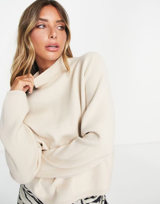https://images.asos-media.com/products/selected-femme-knit-sweater-in-cream/203061821-2?$n_550w$&wid=550&fit=constrain