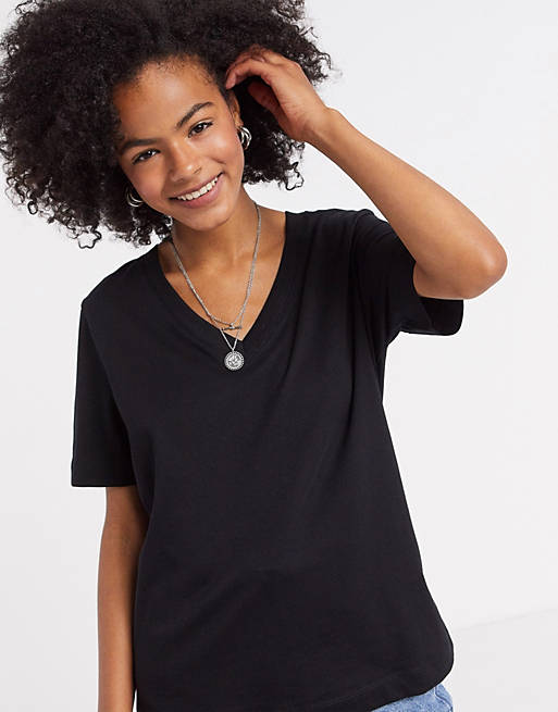 Selected Femme - Kortærmet sort T-shirt i bomuld med v-hals - BLACK