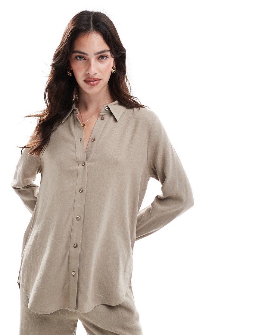 Selected Femme Linen Touch Shirt In Beige-neutral