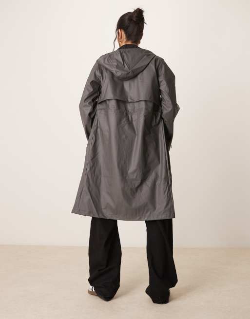 Longline store rain coat