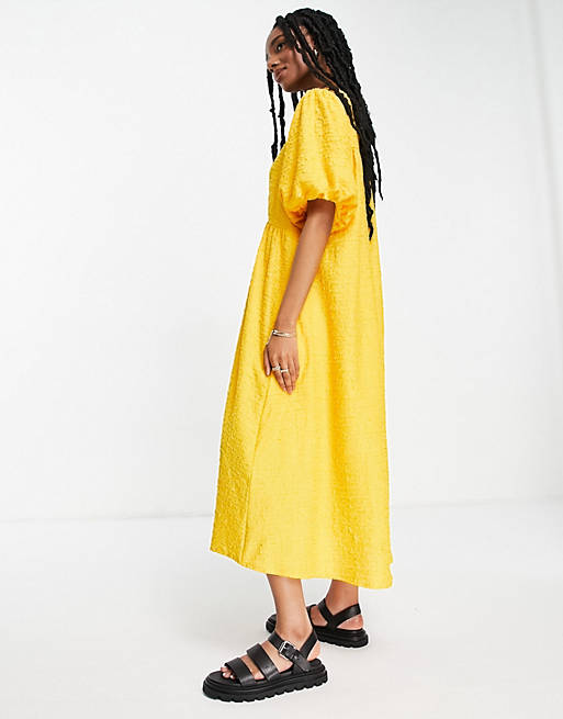 strategie veelbelovend scheuren Selected Femme midi textured dress in yellow | ASOS