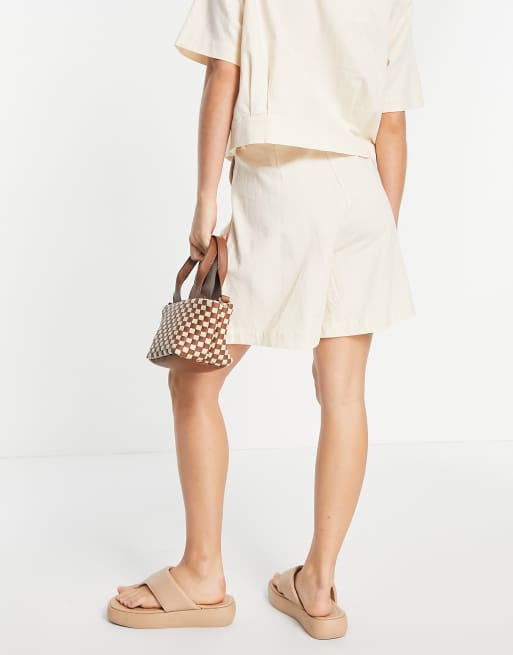 Selected Femme - Pantaloncini in misto lino écru in coordinato , 2 di 4