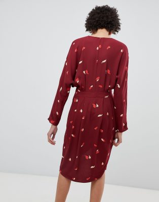 work conference attire