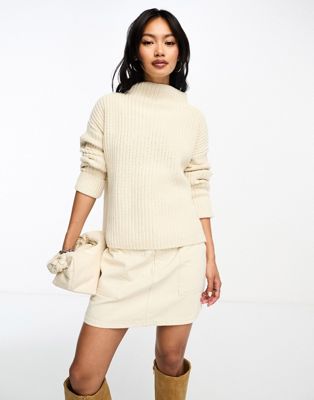 Selected Femme knitted jumper in cream  - ASOS Price Checker