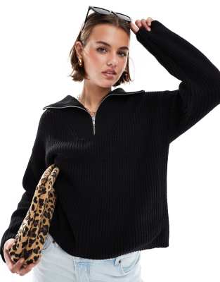 Selected Femme - Pullover in Schwarz mit kurzem Reißverschluss