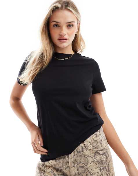 Selected Femme - T-shirt in zwart - view 1