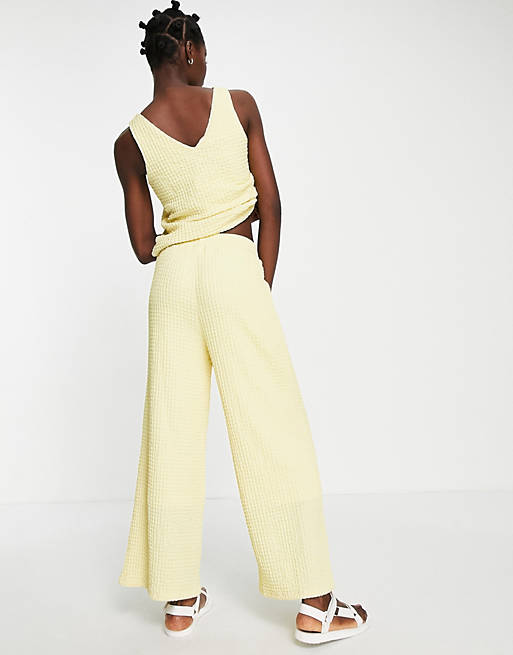 Extreem effectief temperament Selected Femme textured wide leg pants in pastel yellow - part of a set -  YELLOW | ASOS
