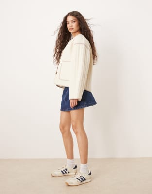 Selected Femme - Veste matelassée à poches - Crème-Blanc