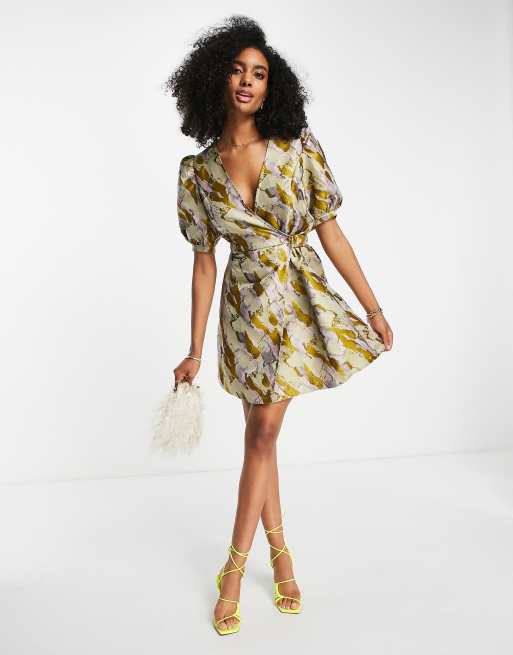 Selected Femme - Vestito corto jacquard con maniche a sbuffo