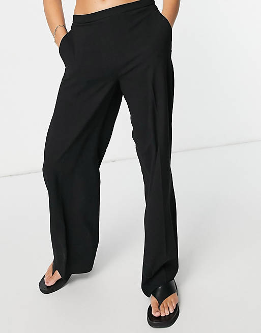 Women Selected Femme wide leg trouser in black 