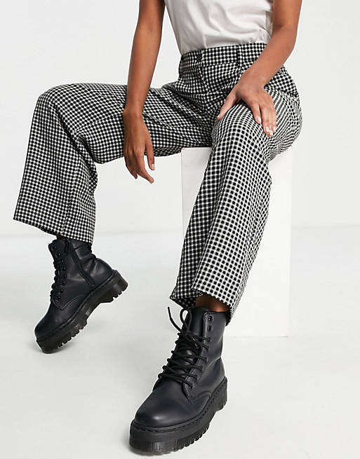 Selected Femme wide leg trousers with pleat front in mono gingham check