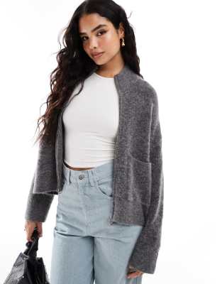 Selected - Flauschige Strickjacke aus Alpaka-Wollmix in Grau mit Reißverschluss und Taschen