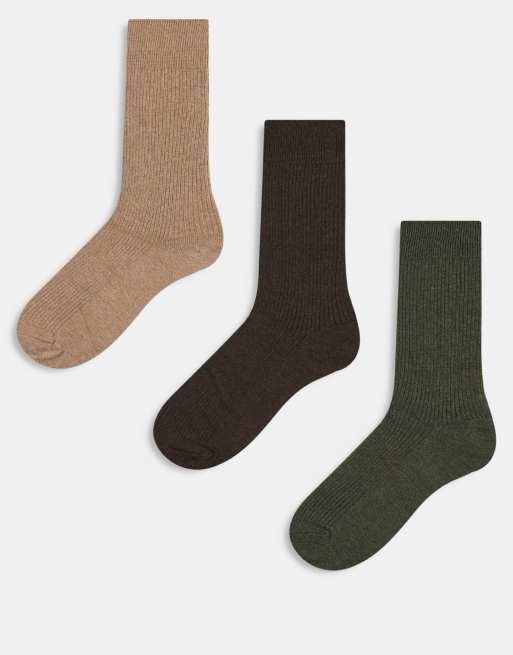 Selected gift box with 3 pack socks in multi 