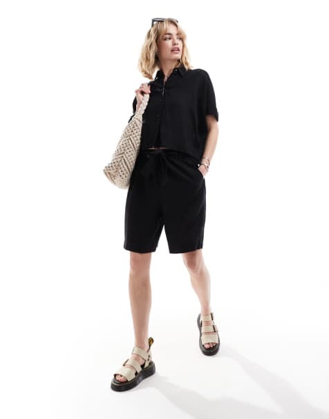 Selected Gulia high waist linen blend shorts in black (part of a set) - view 1