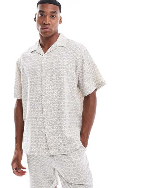 Selected Homme - Camicia crema e blu navy stropicciata con colletto a rever e stampa - view 1