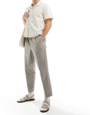 Selected Homme loose fit cropped pleat trouser in beige