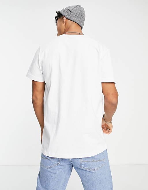 T-Shirts & Vests Selected Homme organic cotton slim fit crew neck t-shirt in white 