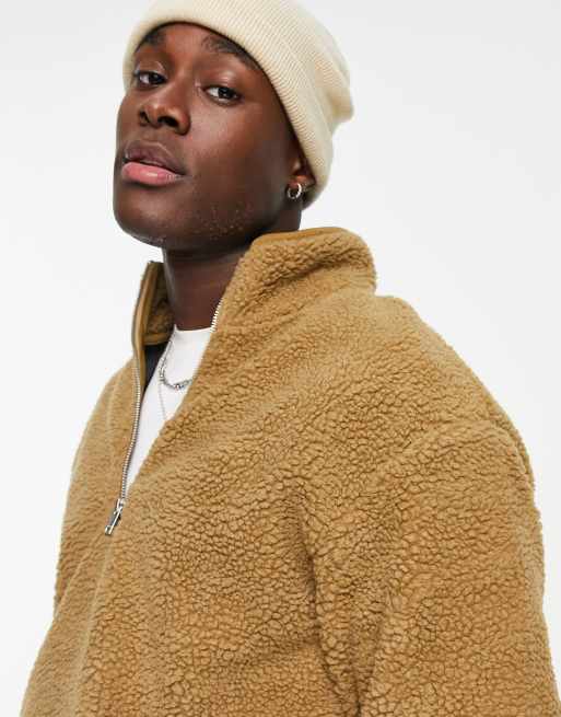 Selected Homme – Oversize-Sweatshirt aus Teddystoff in Beige mit kurzem Reißverschluss , 2 von 4