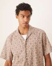 New Look olive embroidered linen-look revere shirt in off white