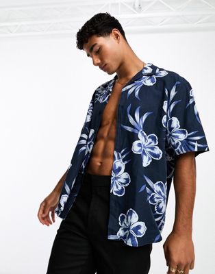 Selected Homme short sleeve revere collar linen shirt in navy floral print