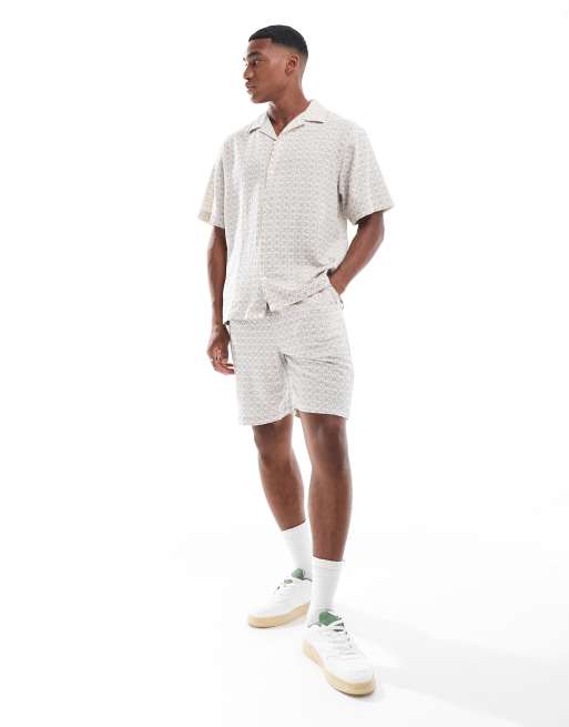 Selected Homme - Shorts met print in crème en marineblauw