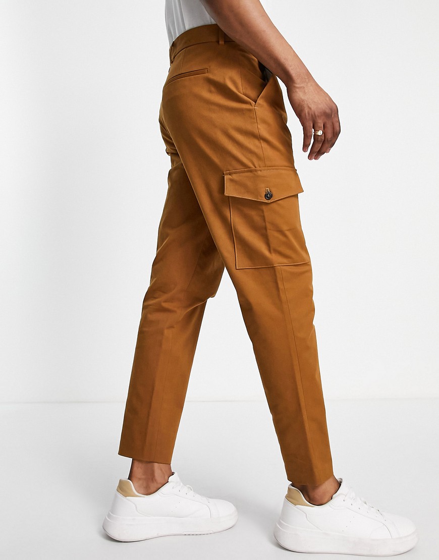 Selected Homme slim tapered cargo trousers in tan-Brown