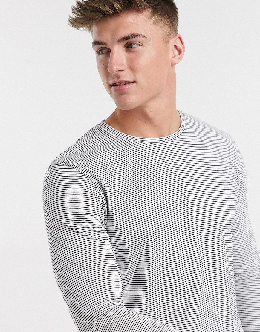 Selected Homme - T-shirt a maniche lunghe in cotone organico bianca a righine-Bianco