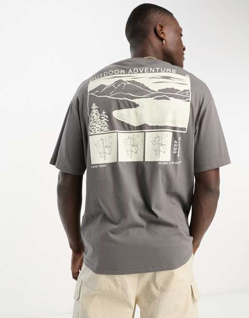Selected Homme - T-shirt oversize grigia con stampa con montagna sul retro