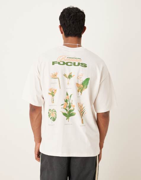 Selected Homme – T-shirt oversize w kolorze złamanej bieli z botanicznym nadrukiem na plecach - view 1