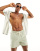 Thumbnail 1 van 4