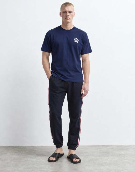 Selected locker geschnittenes T-Shirt mit abstraktem Vasen-Backprint in Marineblau, 10 von 10
