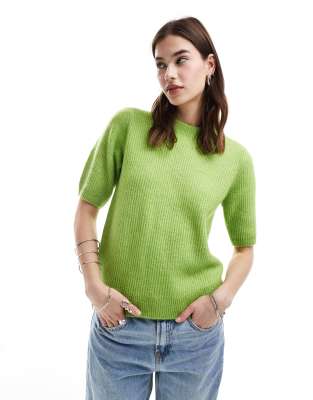 Selected Selected Lolina short sleeve knitted jumper in green