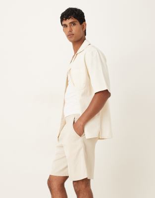 Selected Loose Fit Shorts With Elastic Waist In White