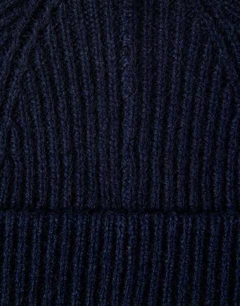 Selected - Mørkeblå hue - view 1
