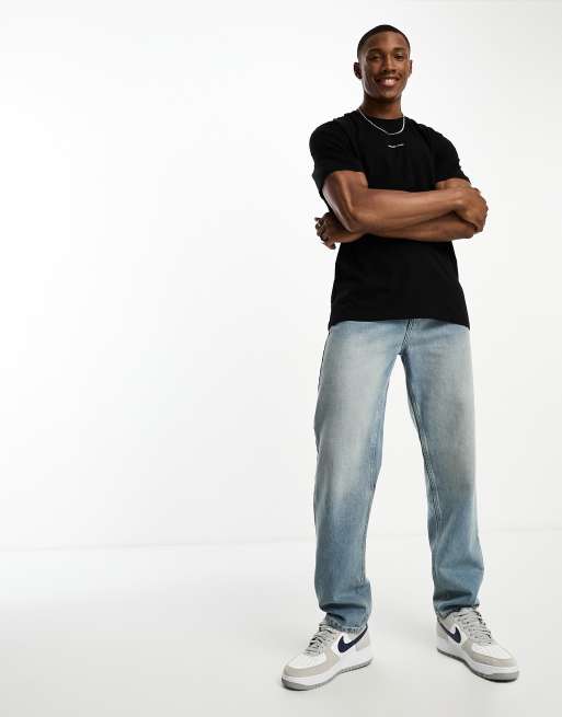 Selected oversized t-shirt with mini chest logo in black , 3 of 4