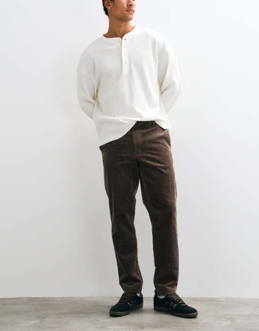 Selected pantalon fuselé en velours côtelé marron foncé, 2 de 5