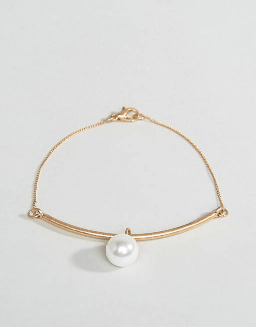 Selected Pearl Bracelet