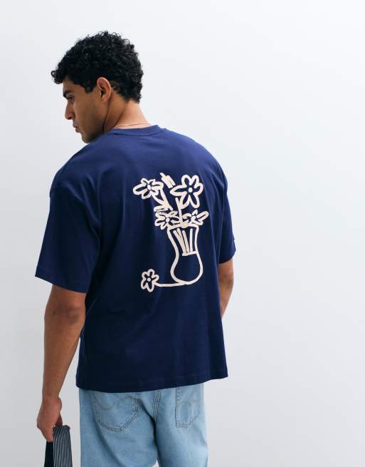 Selected relaxed-fit T-shirt met roze abstracte vaas-backprint in navy, 3 van 5