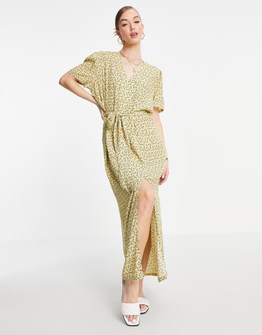 Selected - Robe boutonnée et nouée à la taille - Jaune