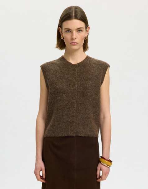 Selected Strickweste mit Dackelmotiv - view 1