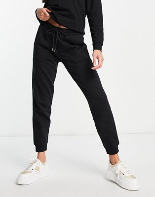 Selected Tasie MW fit joggers in black